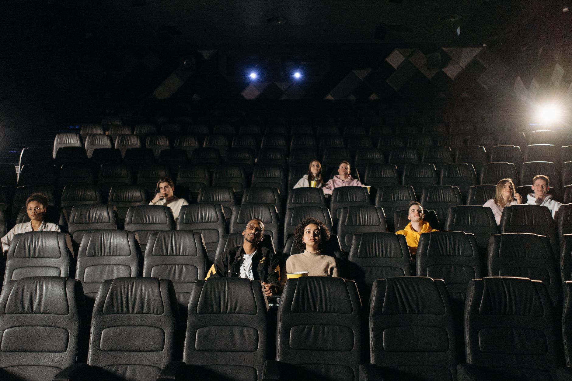 La cultura mueve la economía: el cine colombiano crece como motor de empleo